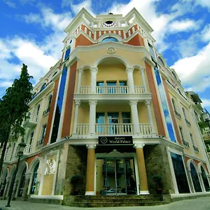 World Palace **** באטומי